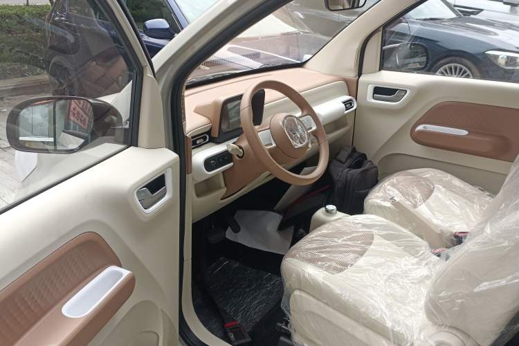 Used Wuling Hongguang MINIEV 2024 3rd Generation 215km Youth Edition