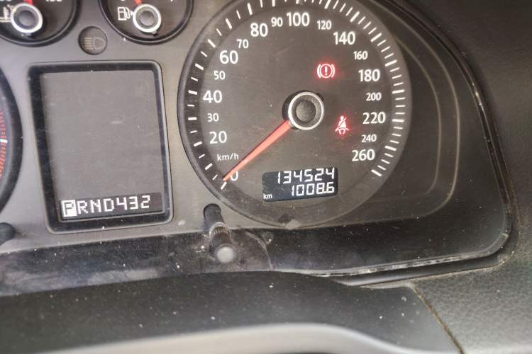 Used Volkswagen Passat 2011 1.8T Automatic Luxury Model
