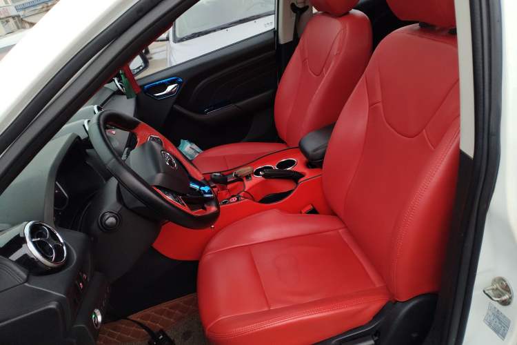 Used Soueast DX3 2016 1.5L Manual Luxury Edition
