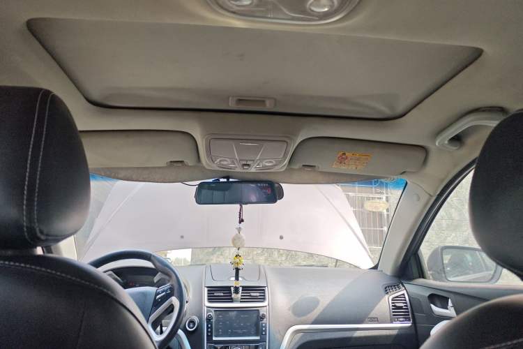 Used Geely Auto Emgrand 2016 Sedan 1.5L Manual Upward Edition