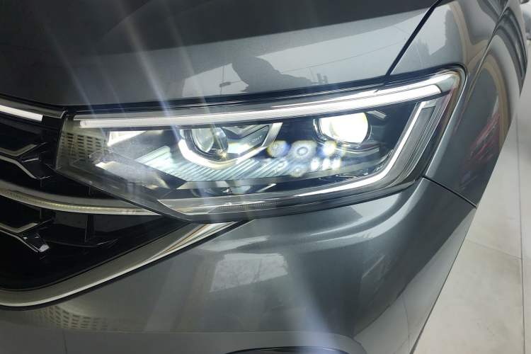 Used Volkswagen Tayron 2023 Revised Version 380TSI All-Wheel Drive R-Line High-Energy Edition Left Front Headlight