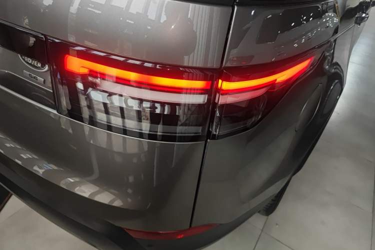 Used Land Rover Discovery 2020 3.0 SC V6 SE