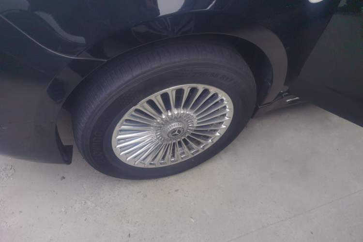 Used Mercedes-Benz Vito 2021 2.0T Business Version 7 Seats Left Front Wheel Hub