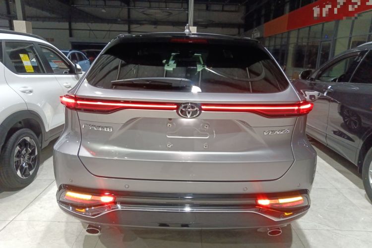 Used Toyota Venza 2022 2.0L CVT Two-Wheel Drive Prestige Edition
