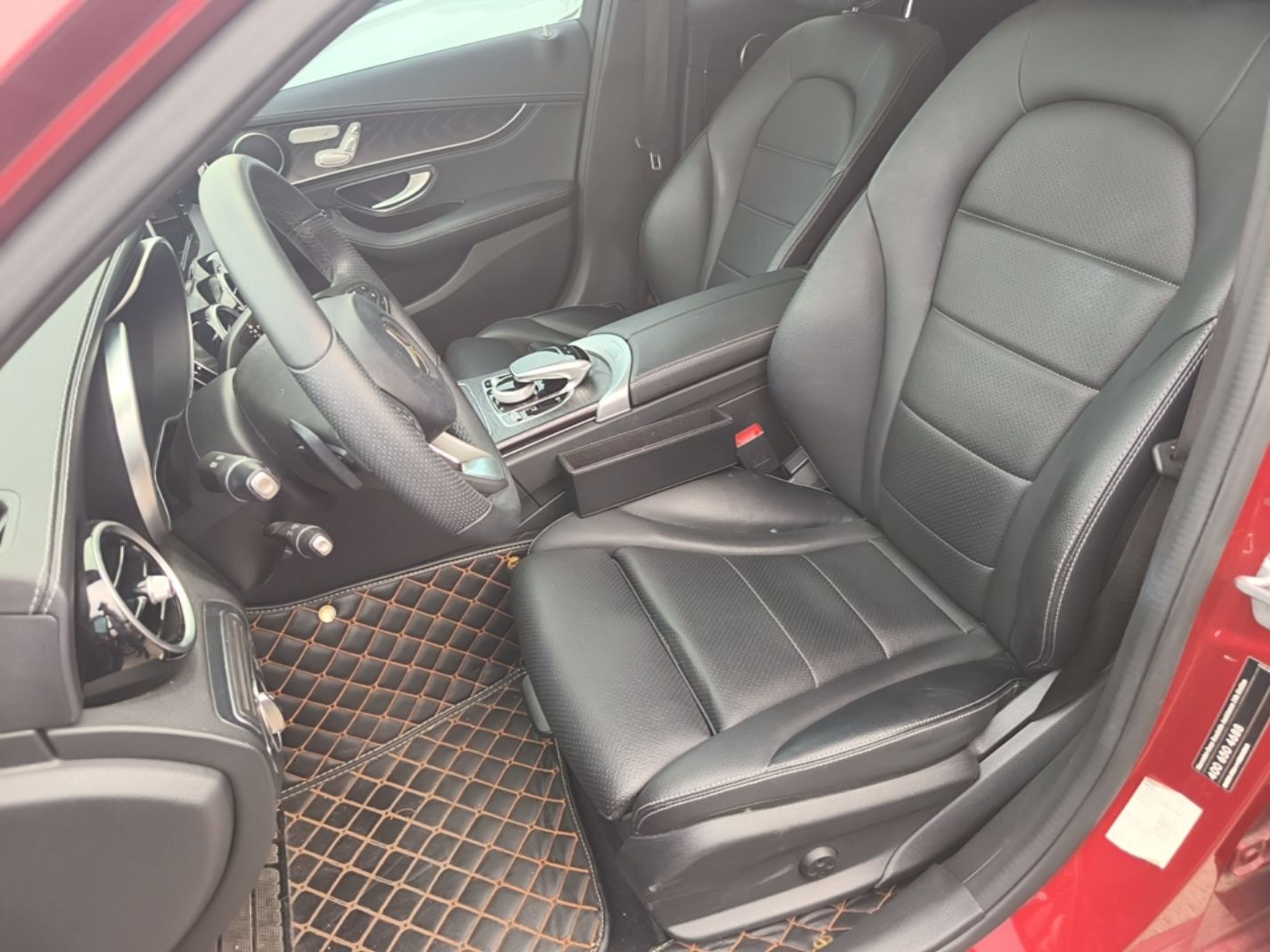 Interior delantero