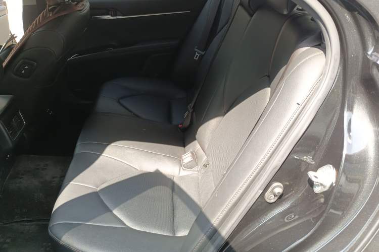 Used Toyota Camry 2021 2.0G Luxury Edition Left Rear Seat