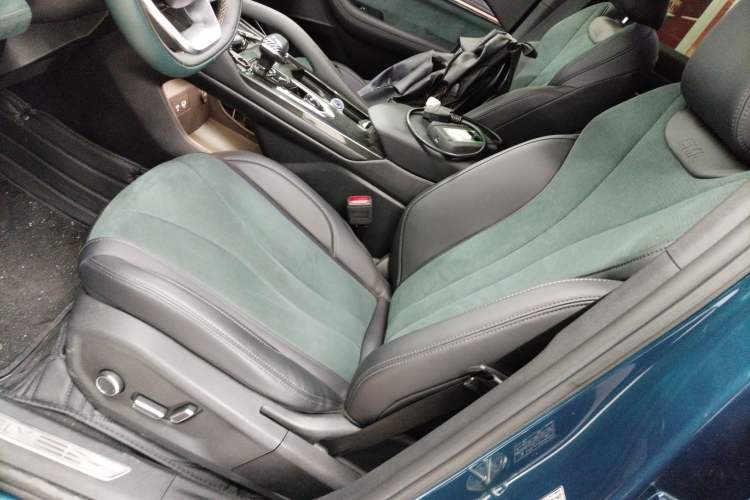 Used Geely Auto Monjaro L 2023 2.0TD High-Power Automatic Two-Wheel Drive Flagship Version