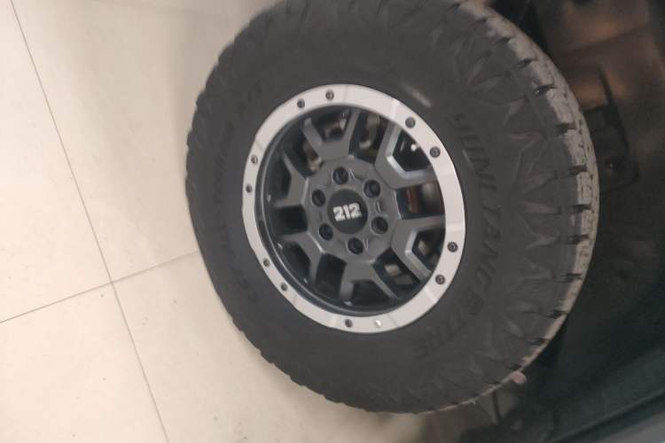 Used 212 T01 2025 2.0T Changfeng