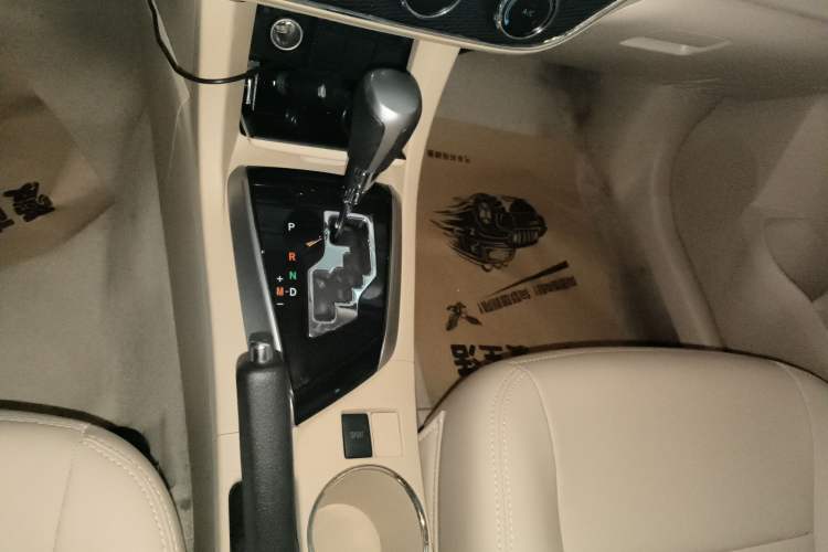 Used Toyota Corolla 2014 1.6L CVT GL-i
