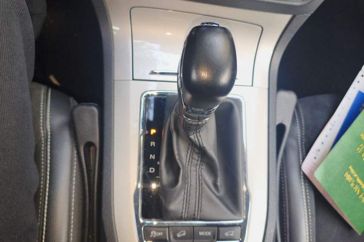 Used Roewe RX5 New Energy 2017 eRX5 50T Hybrid Connected Prestige Flagship Edition