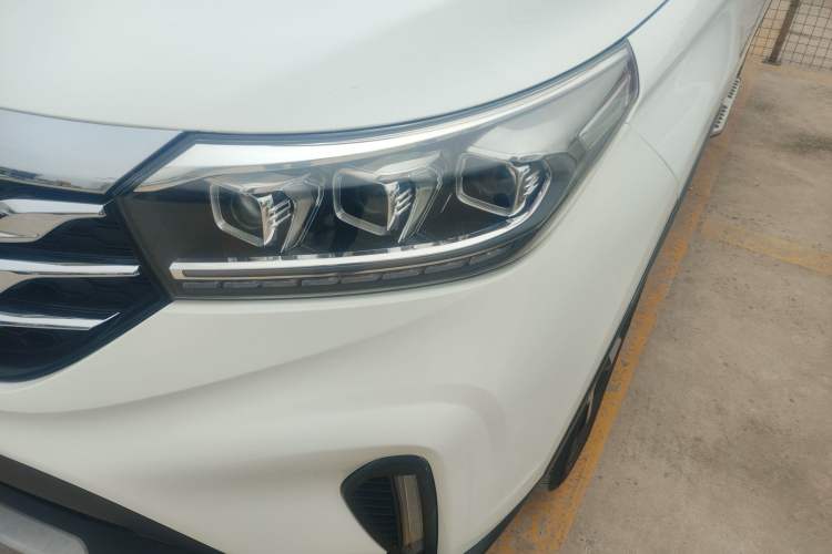 Used GAC Trumpchi GS4 2018 235T Automatic Two-Wheel Drive Luxury Smart Connectivity Millionth Anniversary Edition