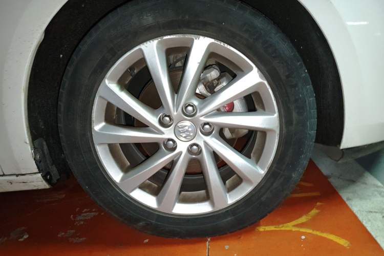 Used Buick Verano 2015 Sedan 15S Automatic Leading Model