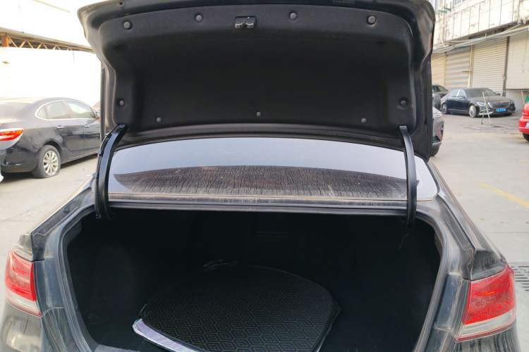 Used Kia K4 2014 1.8L Automatic GLS
