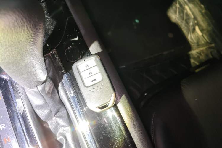 Used Honda Vezel 2019 1.5L CVT Pioneer Edition China V