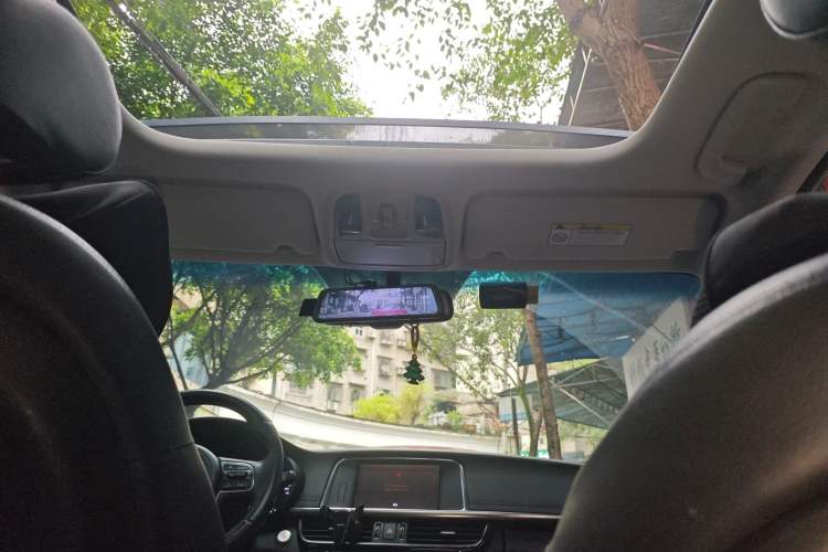 Used Kia K5 2016 1.6T Automatic LUX
