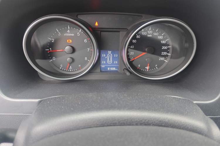 Used Haval H6 2015 Upgraded Model 1.5T Manual Two-Wheel Drive Elite Version