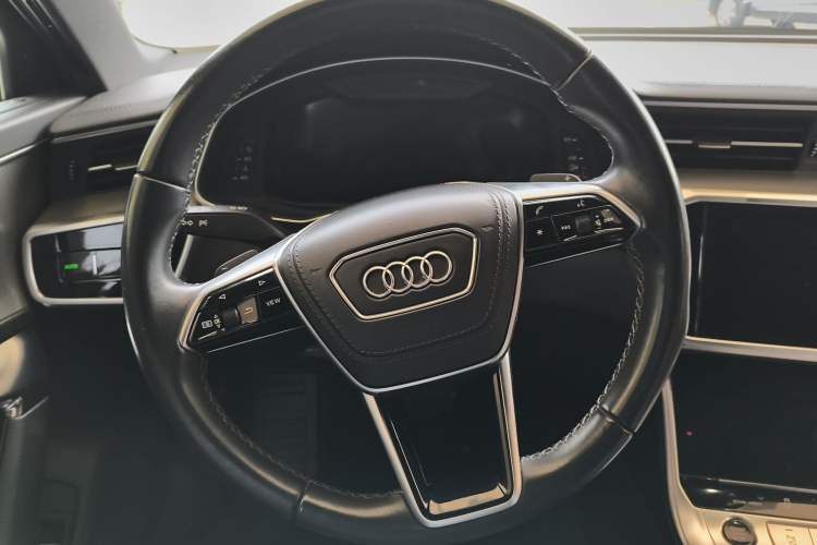 Used Audi A6L 2023 Revised 40 TFSI Luxury Prestige Edition
