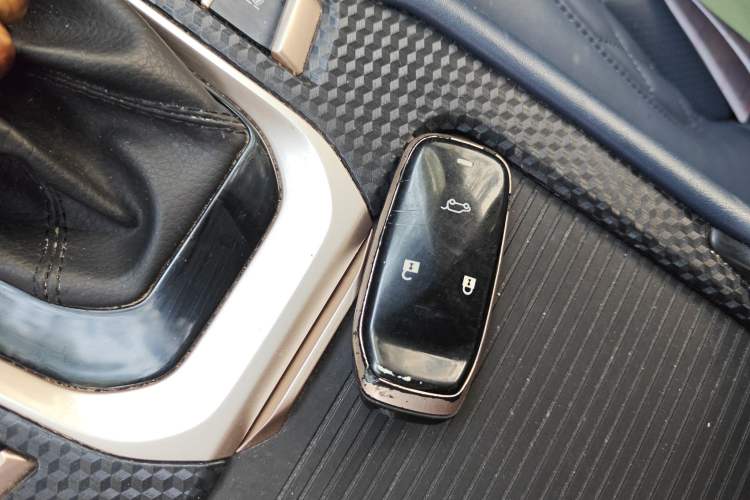 Used Oshan COS1 2018 1.5T Automatic Smart 7-Seater
