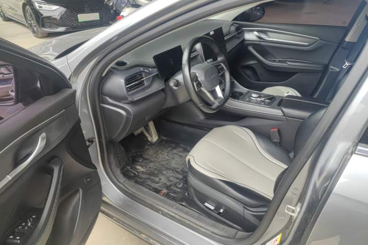 Used BYD Destroyer 05 2023 Champion Edition DM-i 120KM Prestige Model
