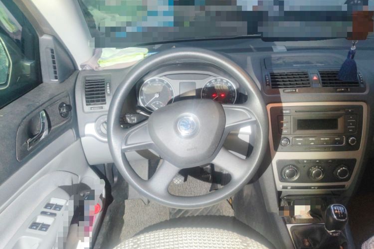 Used Skoda Octavia 2014 1.6L Manual Yijie Edition Steering Wheel