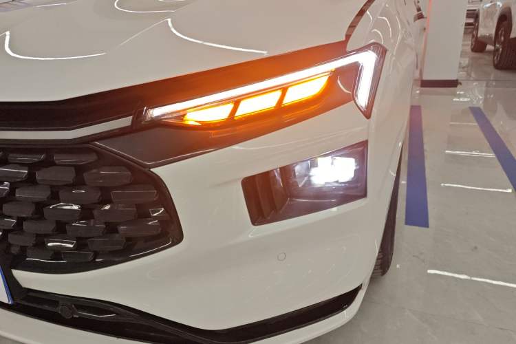 Used Ford Mondeo 2023 EcoBoost 180 Luxury Model
