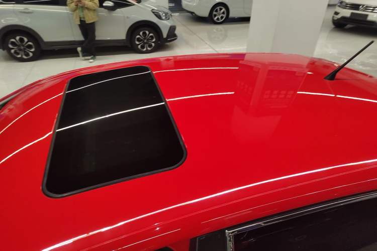 Used Volkswagen Polo 2016 1.6L Automatic Comfort Model Roof