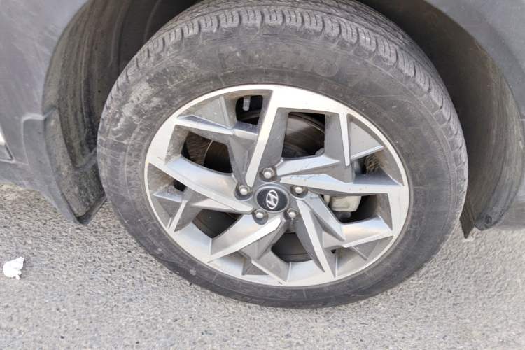 Used Hyundai Tucson 2019 280TGDi Dual-Clutch Two-Wheel Drive Fashion Edition China VI Standard
