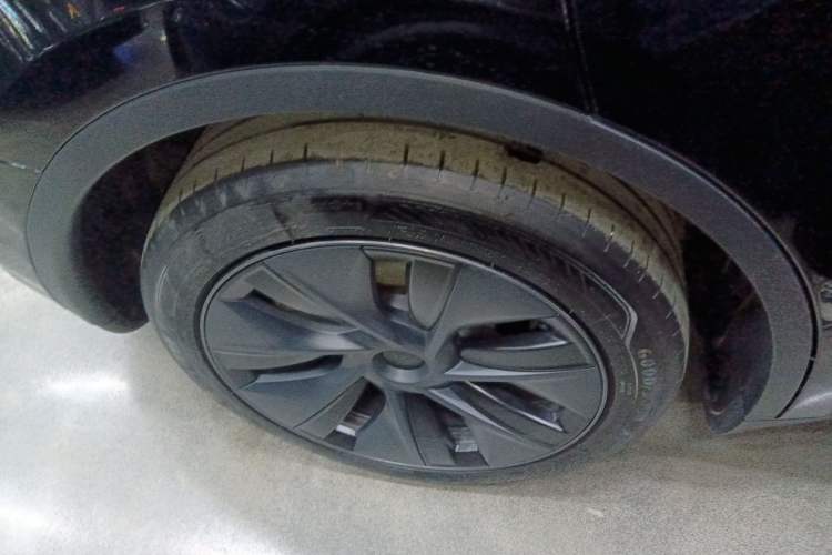 Used Tesla Model Y 2023 Rear-Wheel-Drive Version