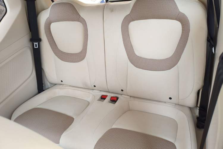 Used Wuling Hongguang MINIEV 2024 3rd Generation 215km Advanced Version
