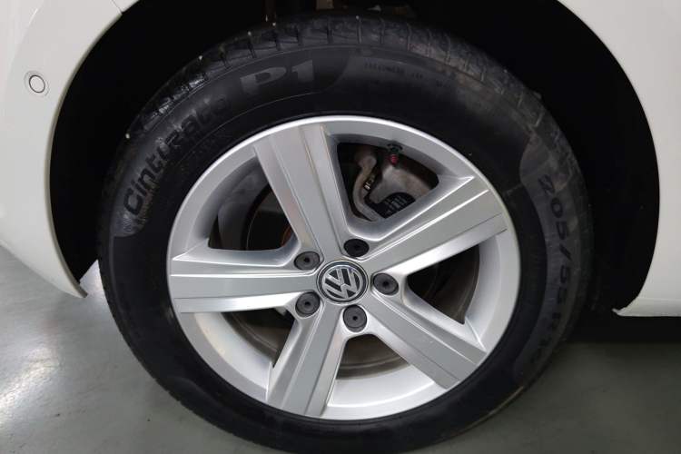 Used Volkswagen Golf 2017 230TSI Automatic Luxury Million-Vehicle Commemorative Edition