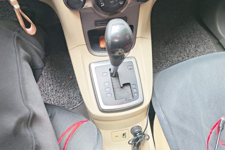 Used Ford Fiesta 2011 Hatchback 1.5L Automatic Fashion Edition