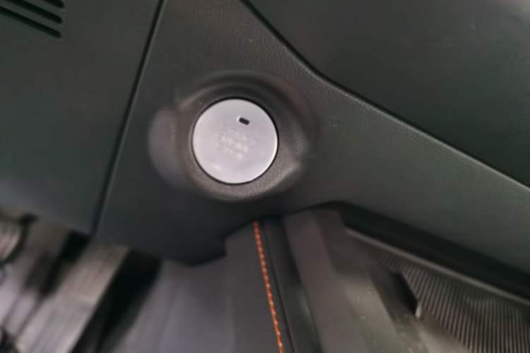 Used CHANGAN OSHAN Z6 2022 Blue Whale 1.5T DCT Smart Edition Urban Version Vehicle Key