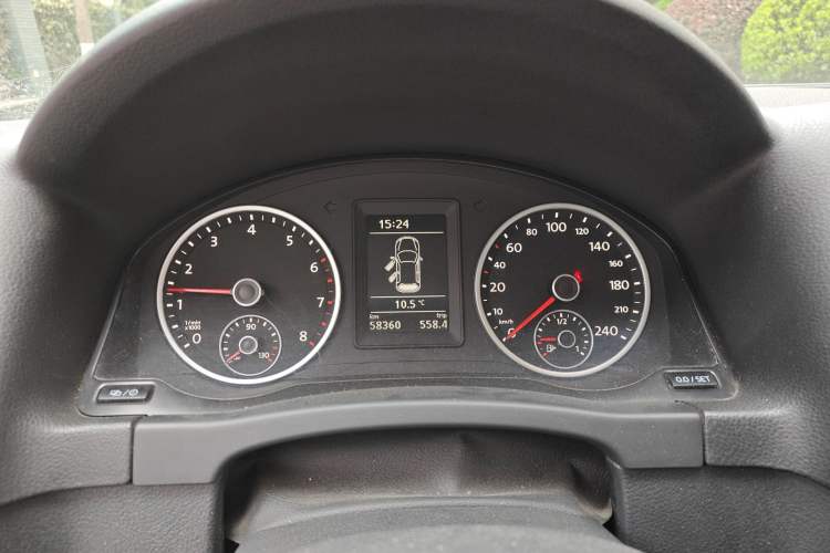 Used Volkswagen Tiguan 2013 1.8TSI Manual Two-Wheel Drive Trend Edition Instrument Cluster