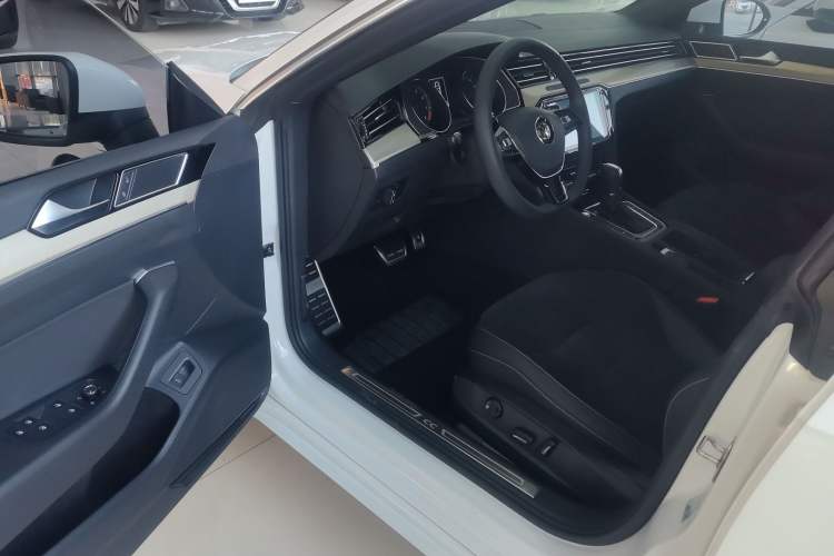 Used Volkswagen FAW-Volkswagen CC 2020 330TSI Huayan Edition China VI Standard