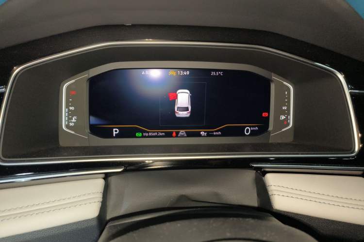 Used Volkswagen Tiguan L 2024 Outstanding Model 300TSI Automatic Two-Wheel Drive Longteng Edition