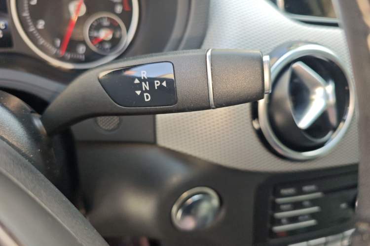 Used Mercedes-Benz B-Class 2015 B 200 Fashion Model
