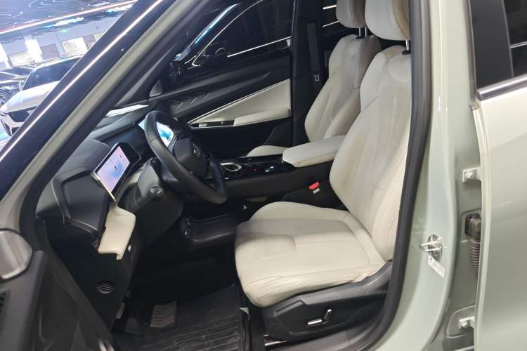 Used Geely Auto Emgrand X7 Sport 2023 Boyue COOL 1.5TD ZhiZun Edition