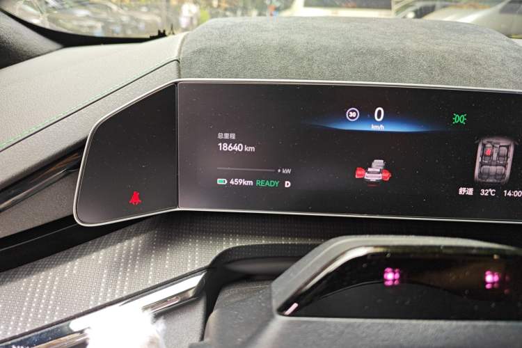 Used Zeekr 001 2023 WE Edition 100 kWh Odometer Close Up