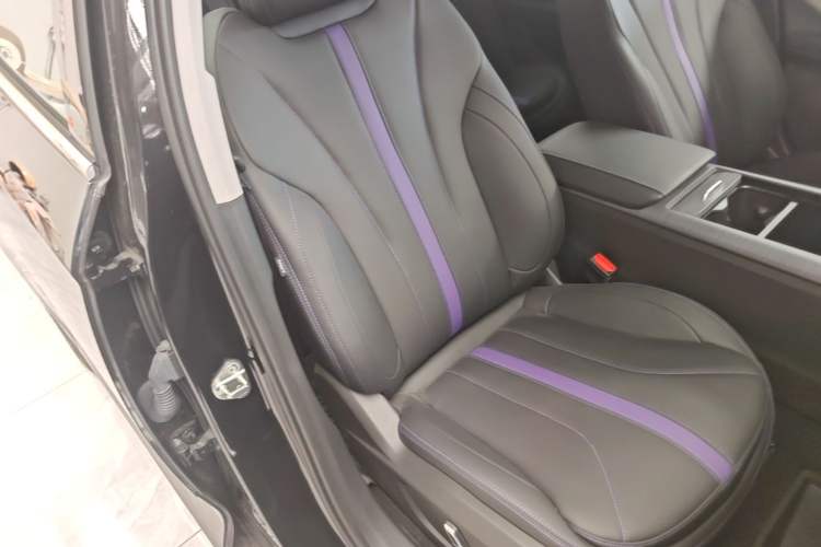 Used Geely Auto Preface 2024 Zhiqing 1.5TD Galaxy Edition Right Front Seat