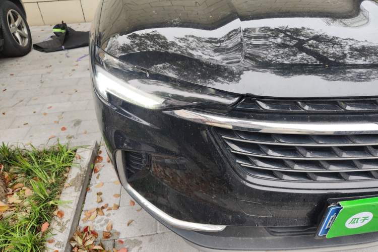 Used Buick Envision 2023 Encore Plus 652T Five-Seat Luxury Model
