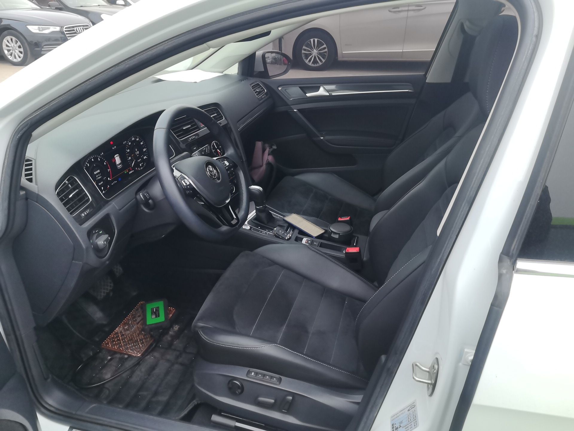 Interior delantero