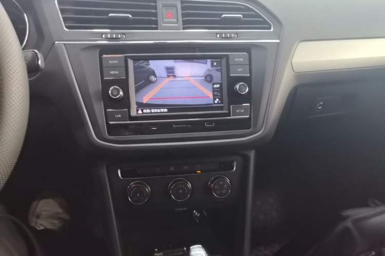 Used Volkswagen Tiguan L 2021 330TSI Automatic Two-Wheel Drive Comfort Edition
