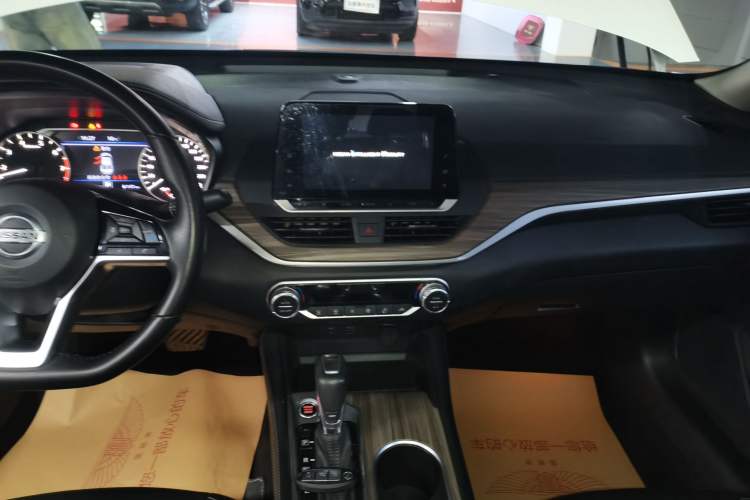 Used Nissan Teana 2021 2.0L XL Upper AD1 Smart Drive & Navigation Edition Audio And AC Panel