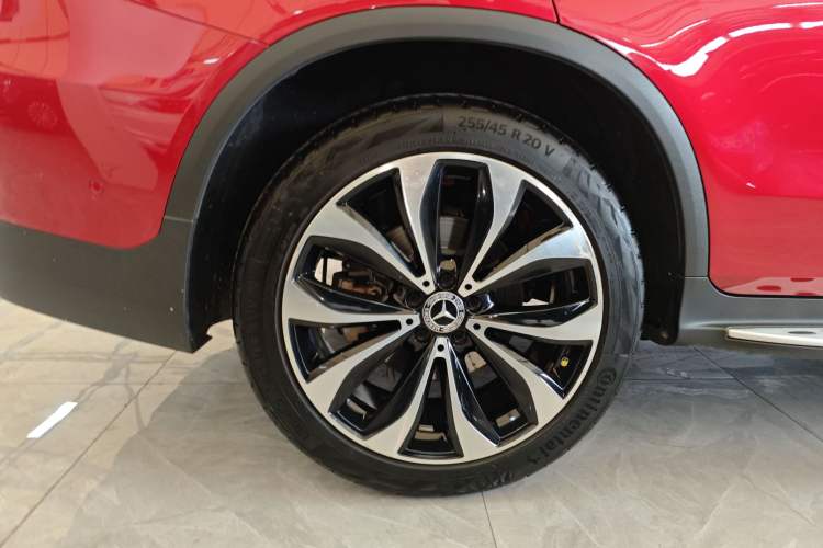 Used Mercedes-Benz GLC Coupe 2019 GLC 260 4MATIC Coupe SUV
