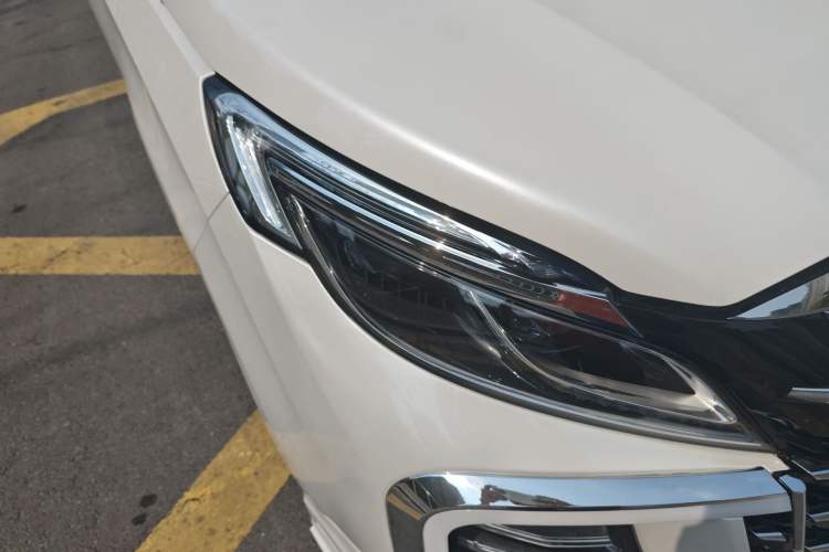 Used Buick GL8 2017 ES 28T Luxury Model China V Standard