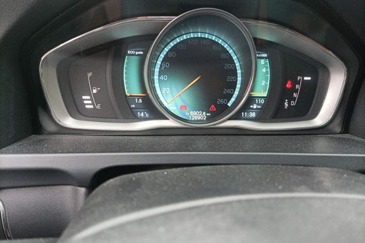 Used Volvo S60 2014 T5 Zhiya Edition
