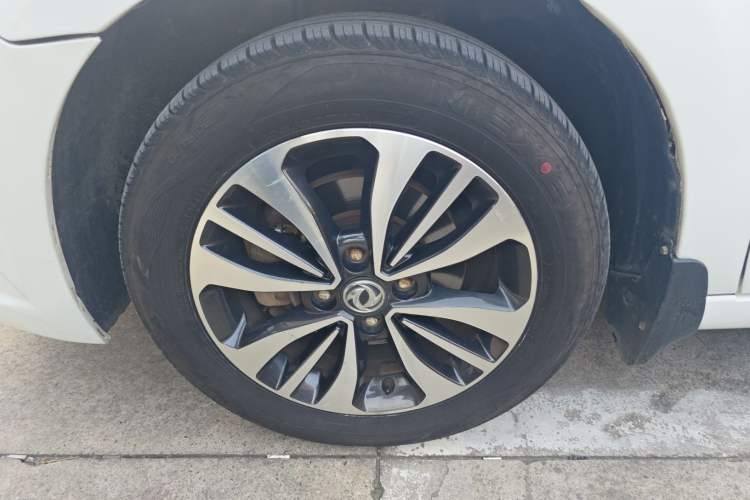 Used Dongfeng Aeolus A60 2016 1.6L Manual – Autohome Exclusive Model