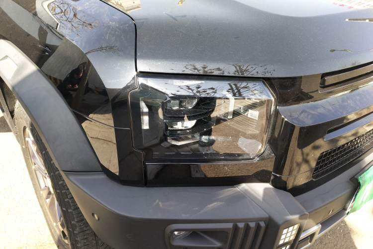 Used JETOUR Traveler 2023 2.0T All-Wheel Drive CrossPRO+ Right Front Headlight