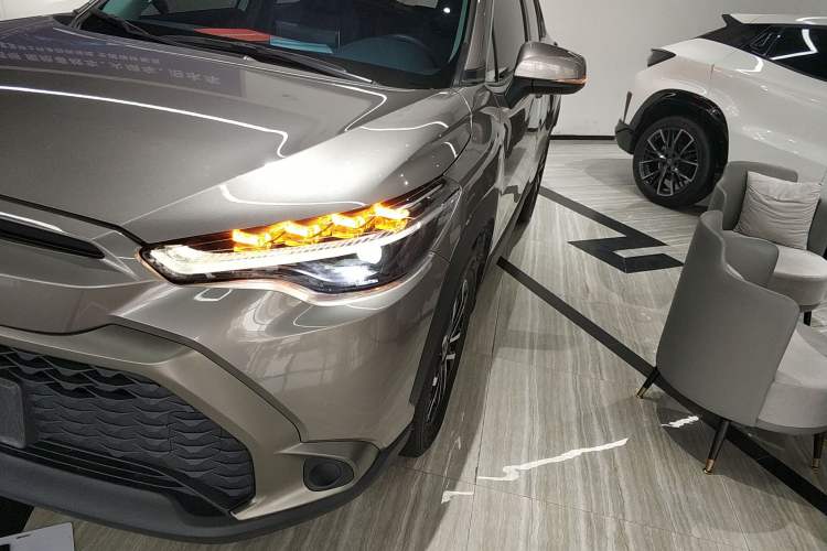 Used Toyota FRONTLANDER 2022 2.0L CVT Luxury Edition