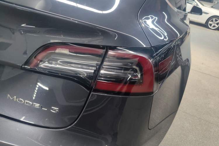 Used Tesla Model 3 2019 Standard Range Rear-Drive Upgraded Version Right Rear Taillight